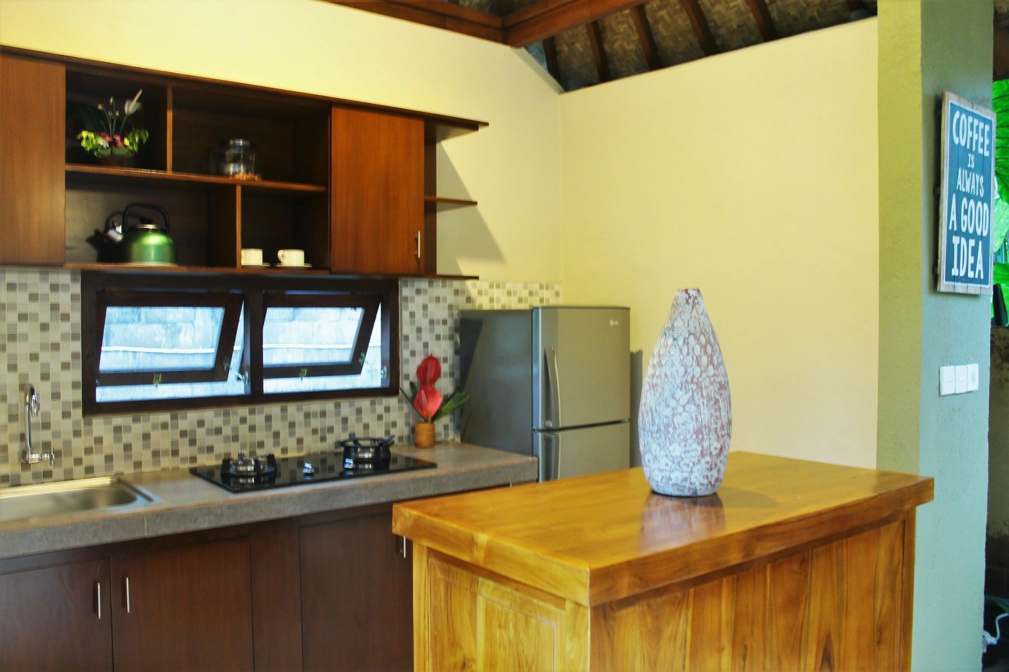 Tuga Guest House Ubud Buitenkant foto