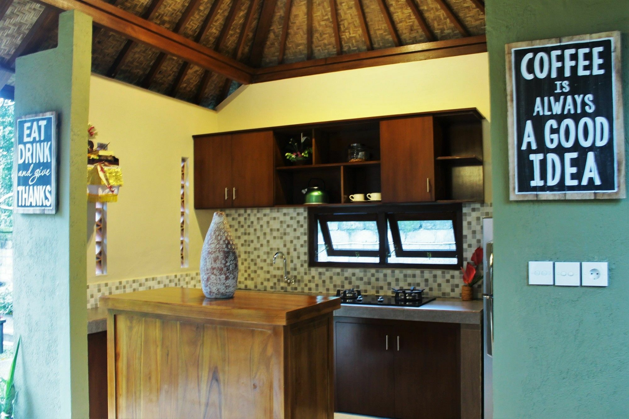 Tuga Guest House Ubud Buitenkant foto